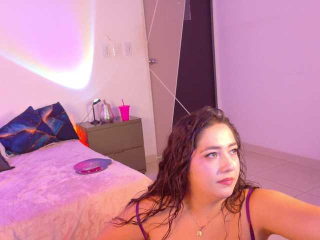 HannahPrada live cam on BongaCams