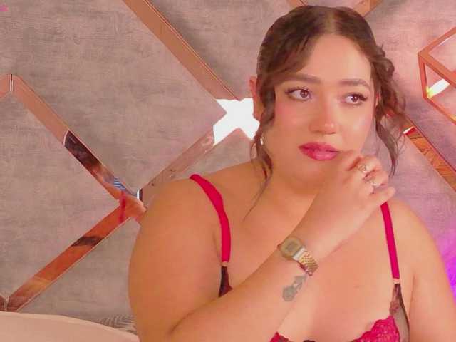 HannahPrada live webcam show