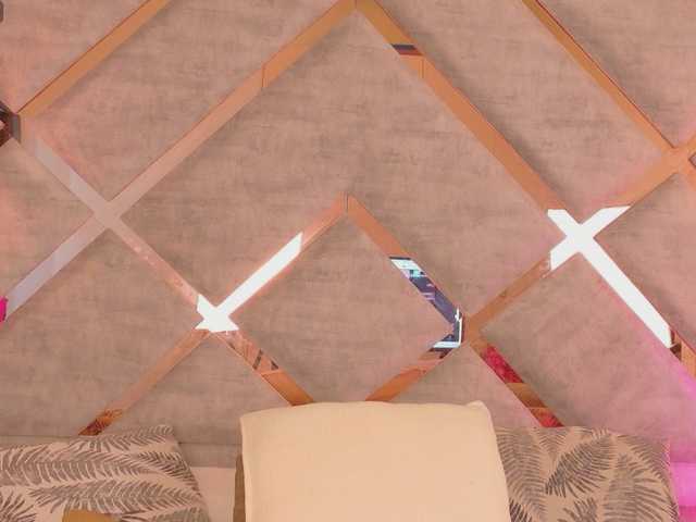 HannahPrada live webcam show