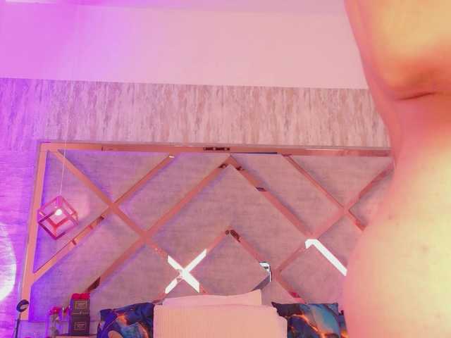 HannahPrada live cam on BongaCams