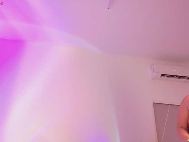 HannahPrada live cam on BongaCams