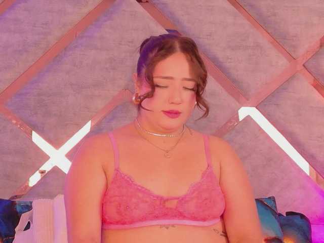 HannahPrada live cam on BongaCams