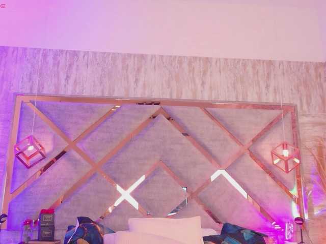HannahPrada live cam on BongaCams