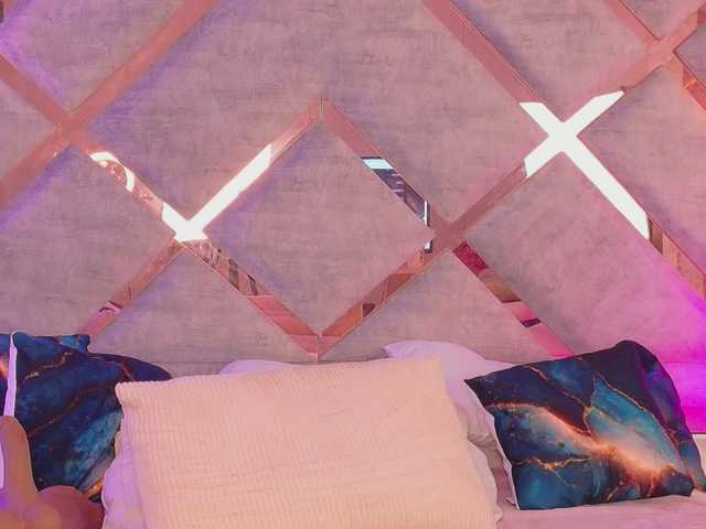 HannahPrada live webcam show