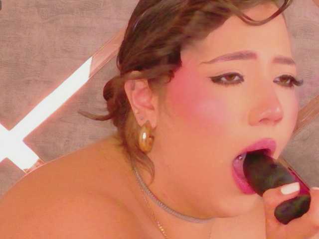 HannahPrada live webcam show