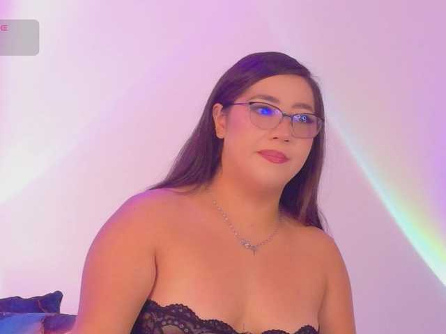 HannahPrada live cam on BongaCams