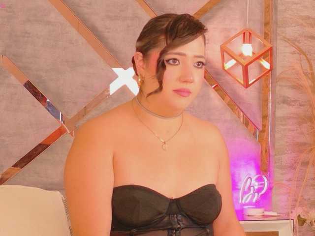 HannahPrada live webcam show