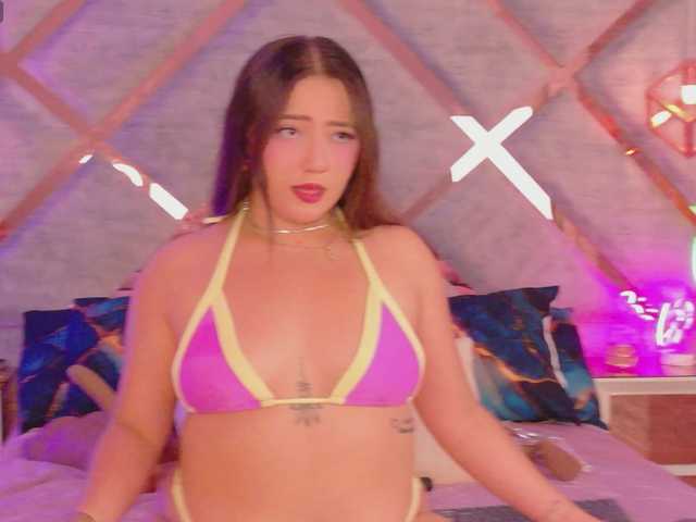 HannahPrada live cam on BongaCams
