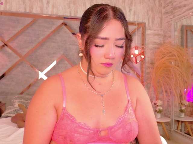 HannahPrada live cam on BongaCams
