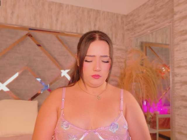 HannahPrada live webcam show