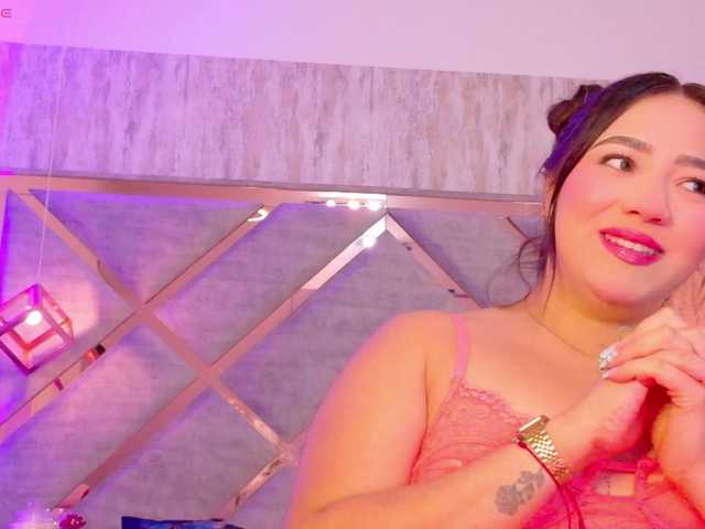 HannahPrada live cam on BongaCams