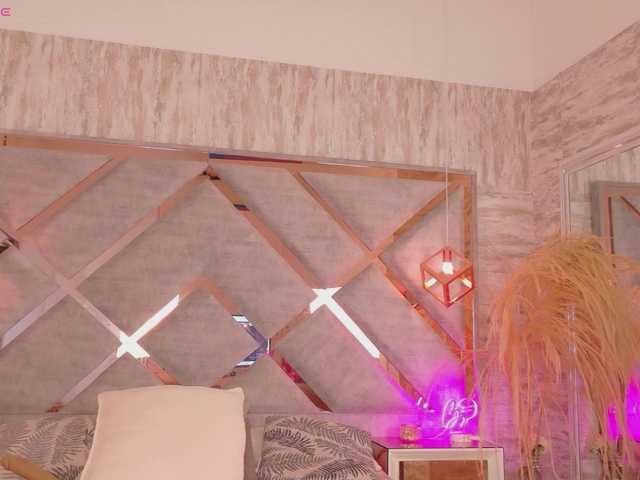 HannahPrada live webcam show