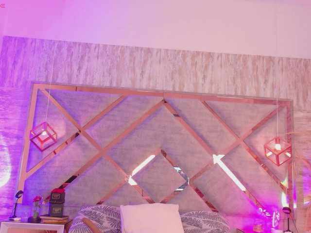 HannahPrada live cam on BongaCams