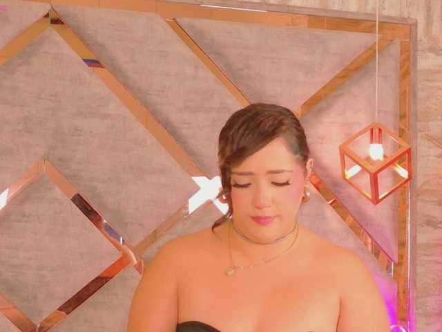 HannahPrada Live Cam on BongaCams