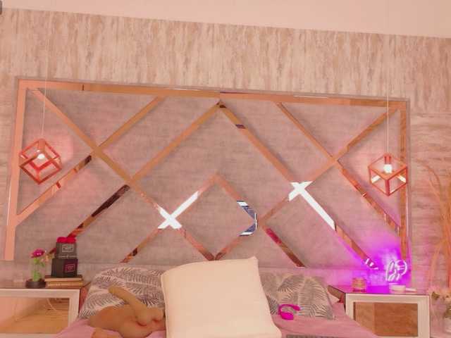 HannahPrada live cam on BongaCams