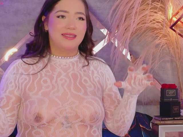 HannahPrada live cam on BongaCams