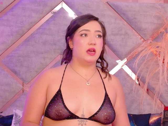 HannahPrada live cam on BongaCams