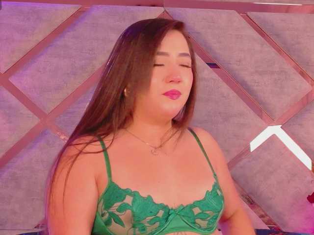 HannahPrada live cam on BongaCams
