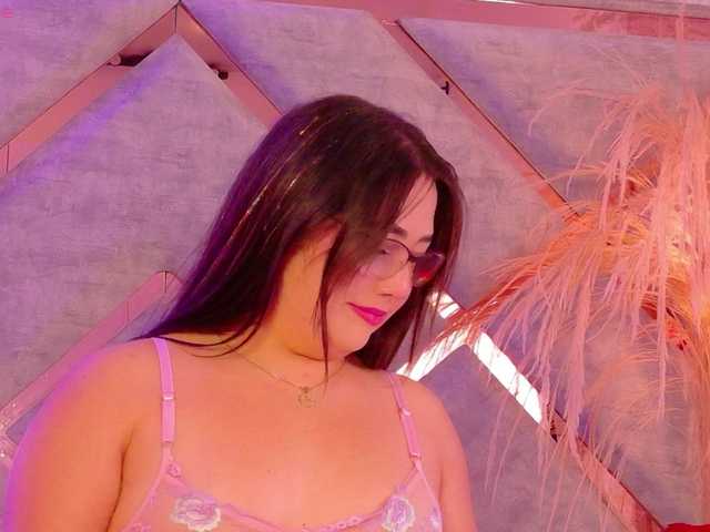 HannahPrada live cam on BongaCams