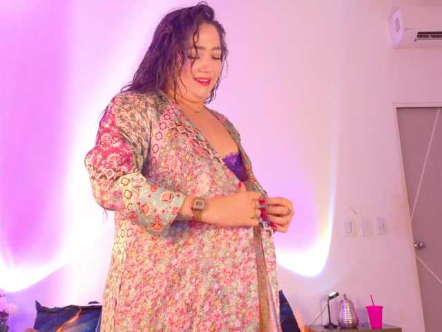HannahPrada live cam on BongaCams