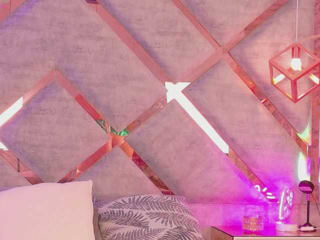 HannahPrada live webcam show