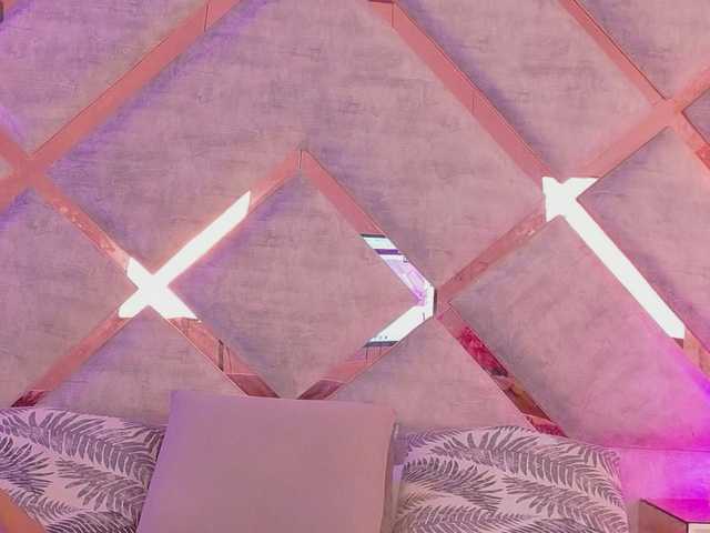 HannahPrada Live Cam pe BongaCams