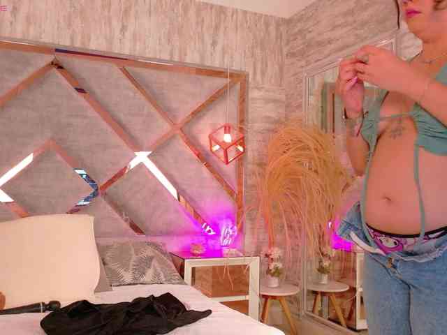 HannahPrada webcam