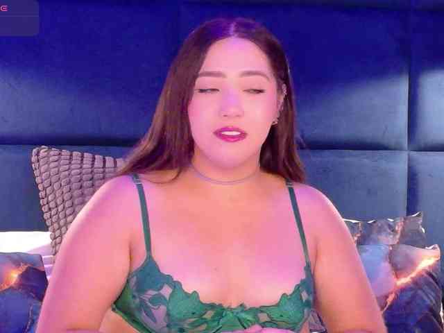 HannahPrada webcam