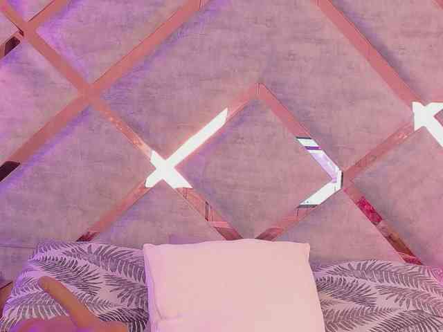 HannahPrada webcam