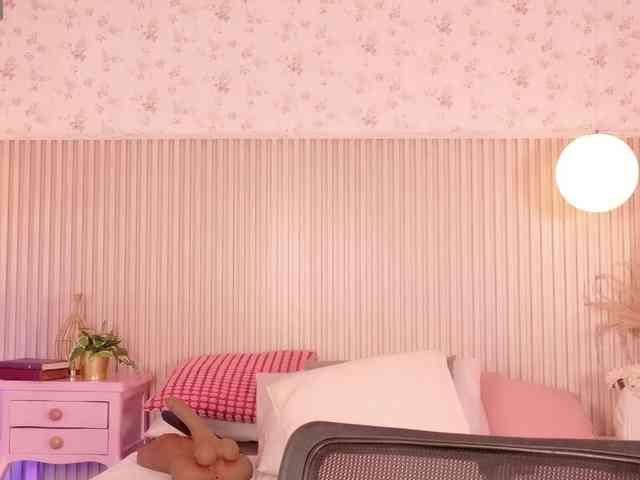 HannahPrada webcam
