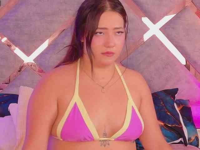 HannahPrada webcam