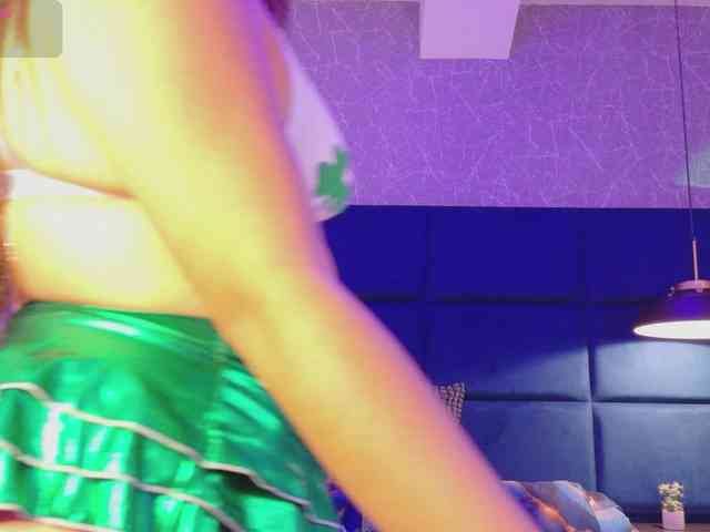 HannahPrada webcam