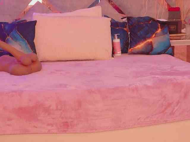 HannahPrada webcam