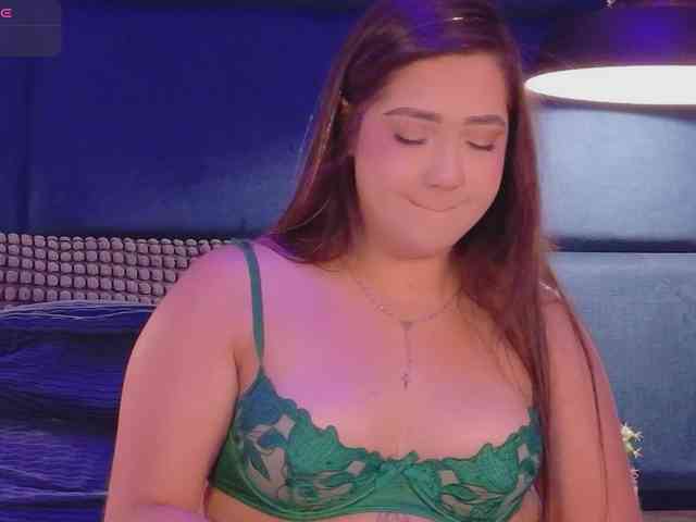 HannahPrada webcam