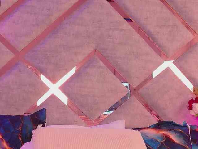 HannahPrada webcam