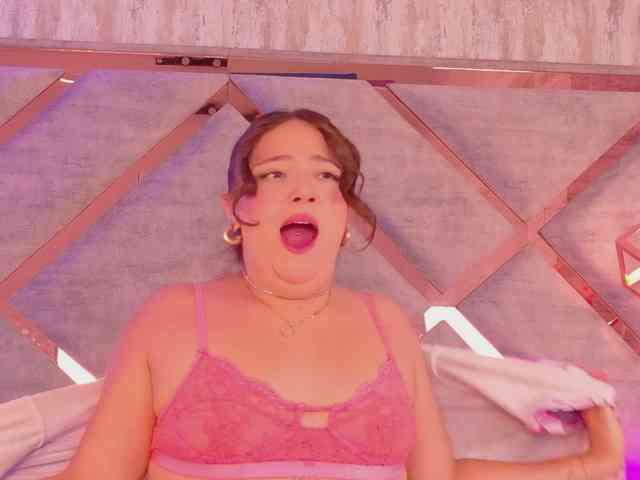 HannahPrada webcam