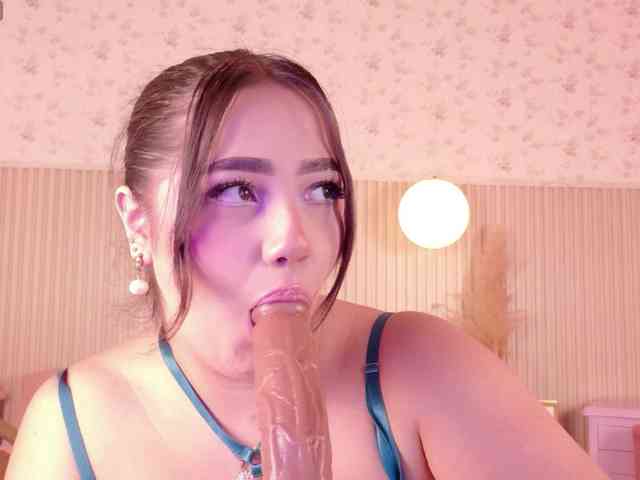 HannahPrada webcam