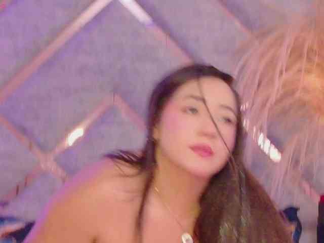 HannahPrada webcam