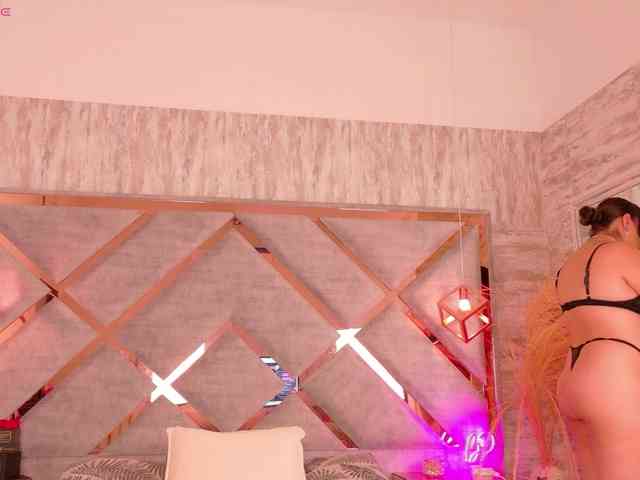 HannahPrada webcam