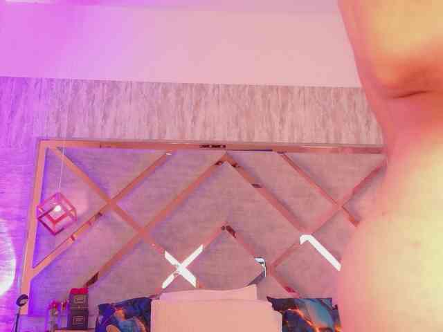 HannahPrada webcam