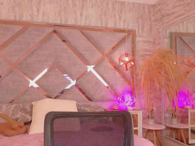 HannahPrada webcam