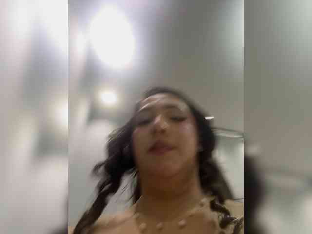 HannahPrada webcam