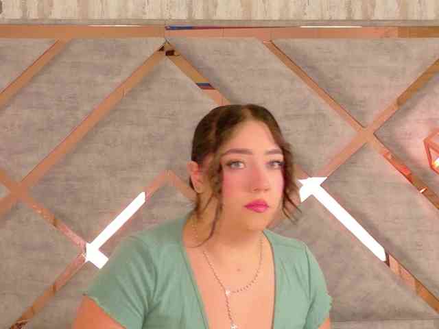 HannahPrada webcam