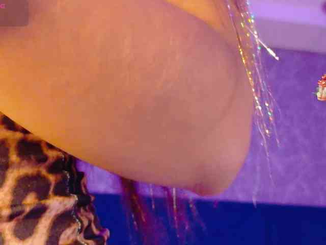 HannahPrada webcam