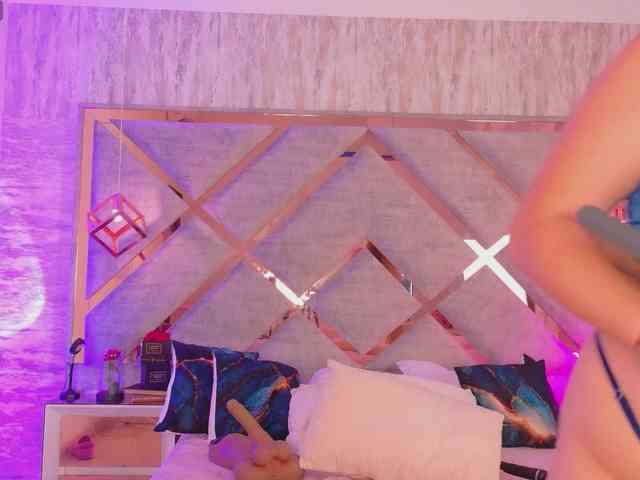 HannahPrada webcam
