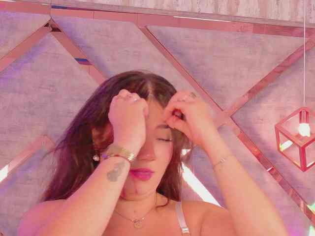 HannahPrada webcam