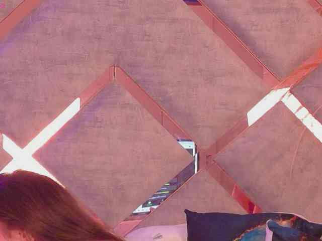 HannahPrada webcam
