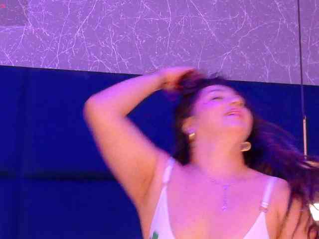 HannahPrada webcam