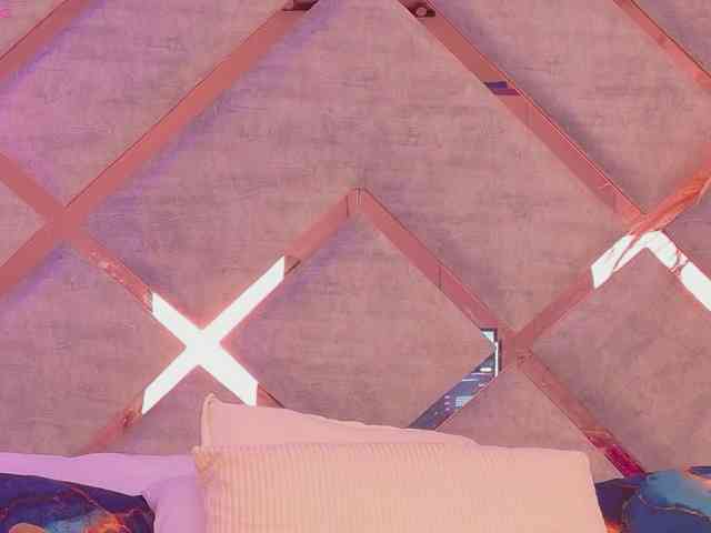 HannahPrada webcam