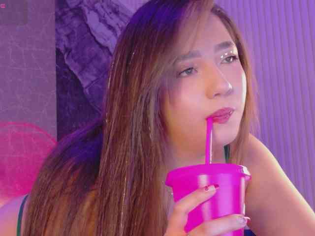 HannahPrada webcam